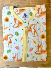 Lade das Bild in den Galerie-Viewer, Baby Sommerschlafsack Giraffe