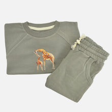 Afbeelding in Gallery-weergave laden, Baby joggingpak giraf - grijsgroen
