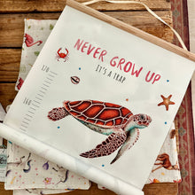Lade das Bild in den Galerie-Viewer, Wachstumsmesslatte Meerestier für Kinder Never grow up