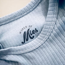 Afbeelding in Gallery-weergave laden, Meegroeiromper koala - soft blue shortsleeve