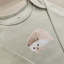 Lade das Bild in den Galerie-Viewer, Meegroeiromper egel - sage longsleeve