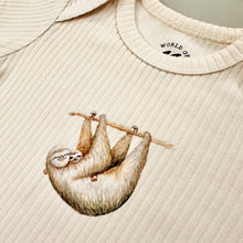 Afbeelding in Gallery-weergave laden, Baby romper luiaard - vanille shortsleeve