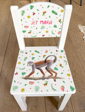 Load image into Gallery viewer, Geboortestoeltje met naam aapje