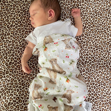 Lade das Bild in den Galerie-Viewer, hydrofiele doek baby luipaard kraamcadeau babyuitzet Mies to Go bamboe textiel organic cotton duurzaam pasgeboren zwanger zwangerschap babyshower