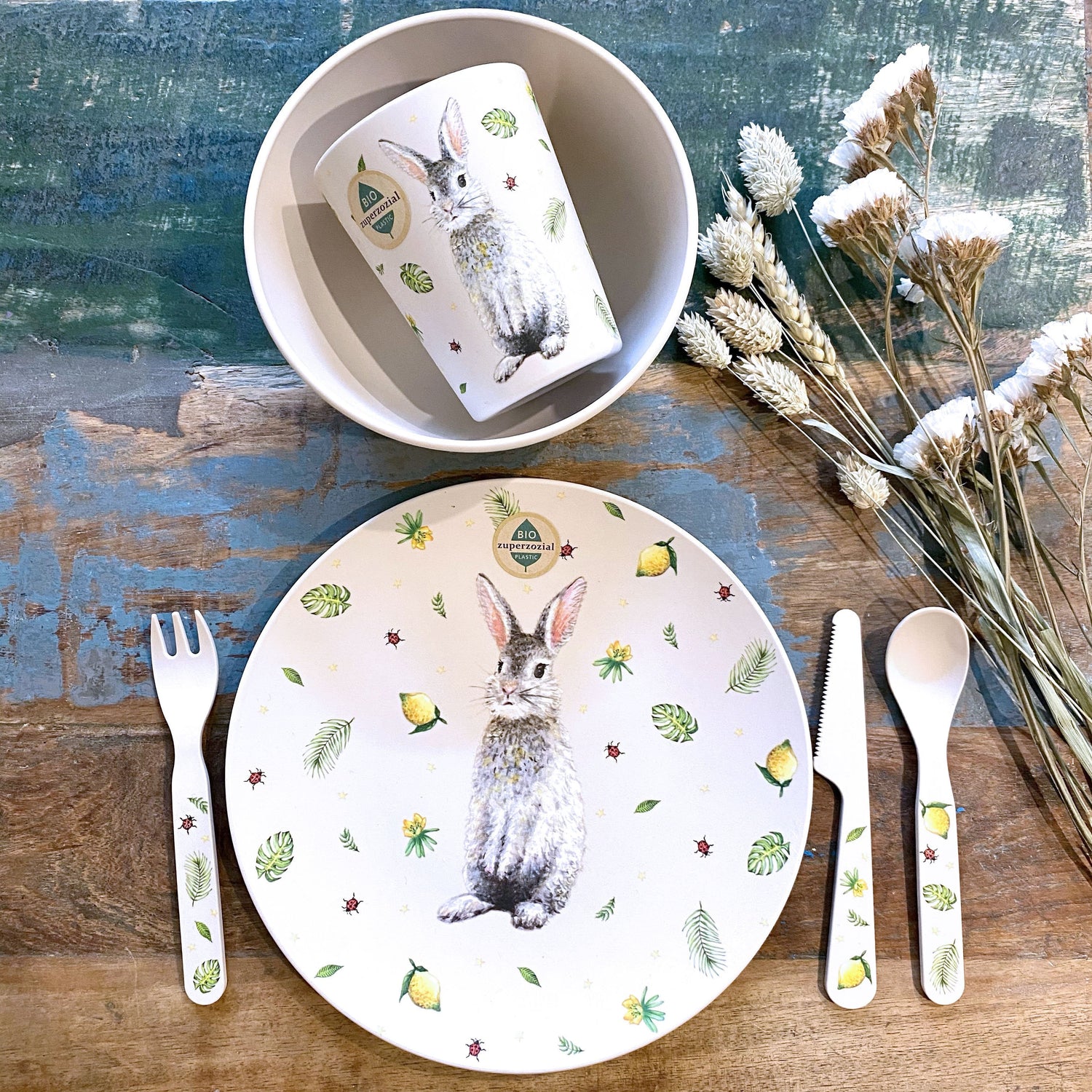 Bioplastic servies zuperzozial met designs van Mies to Go