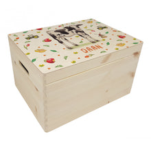 Load image into Gallery viewer, Memory box alpaca with personalized name and birth date
