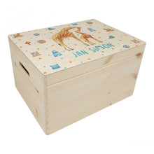 Load image into Gallery viewer, Memory box giraffe with personalized name and birth date
