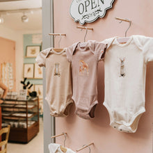 Afbeelding in Gallery-weergave laden, Baby romper giraf shortsleeve
