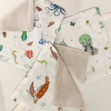 Load image into Gallery viewer, Pacifier cloth giraffe hydrophilic
