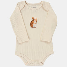 Lade das Bild in den Galerie-Viewer, Baby romper eekhoorn - vanille longsleeve
