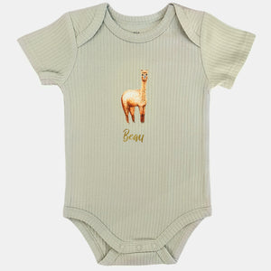 Baby romper alpaca met naam - sage shortsleeve