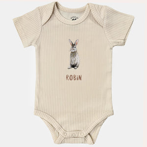 Baby romper konijn met naam - vanille shortsleeve