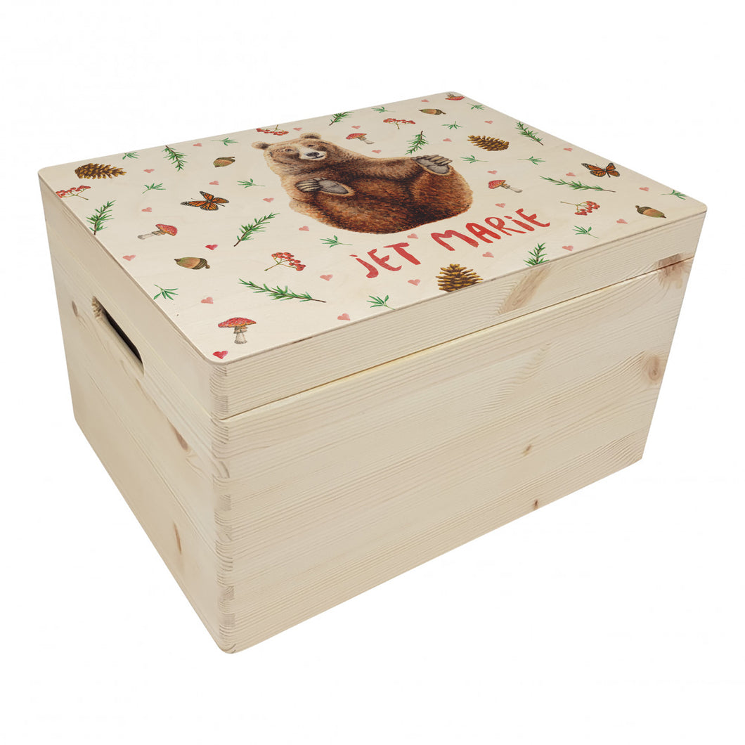 Memorybox met naam kraamcadeau speelgoedkist herinneringskist houten kist opberger kinderkamer kinderkamerinspiratie mies to go handgeschilderd dieren in aquarel baby beer meisje