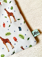 Lade das Bild in den Galerie-Viewer, Kinderrucksack Giraffe
