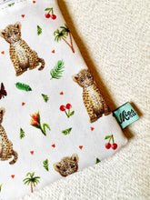 Load image into Gallery viewer, Kids backpack giraffe
