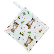 Load image into Gallery viewer, speendoekje hydrofiel Mies to Go fopspeen knuffel baby kraamcadeau zwanger moeder knuffelen wafelstof bijtring eerste tandjes handgeschilderd aquarel luipaard panter jungle

